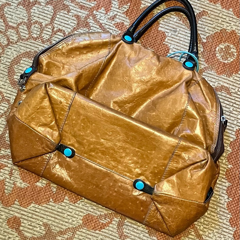 Cabs Italian leather convertible satchel - Picture 2 of 16